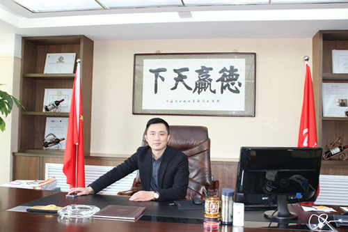 中酒网董事长赖劲宇：中南海保镖改卖酒