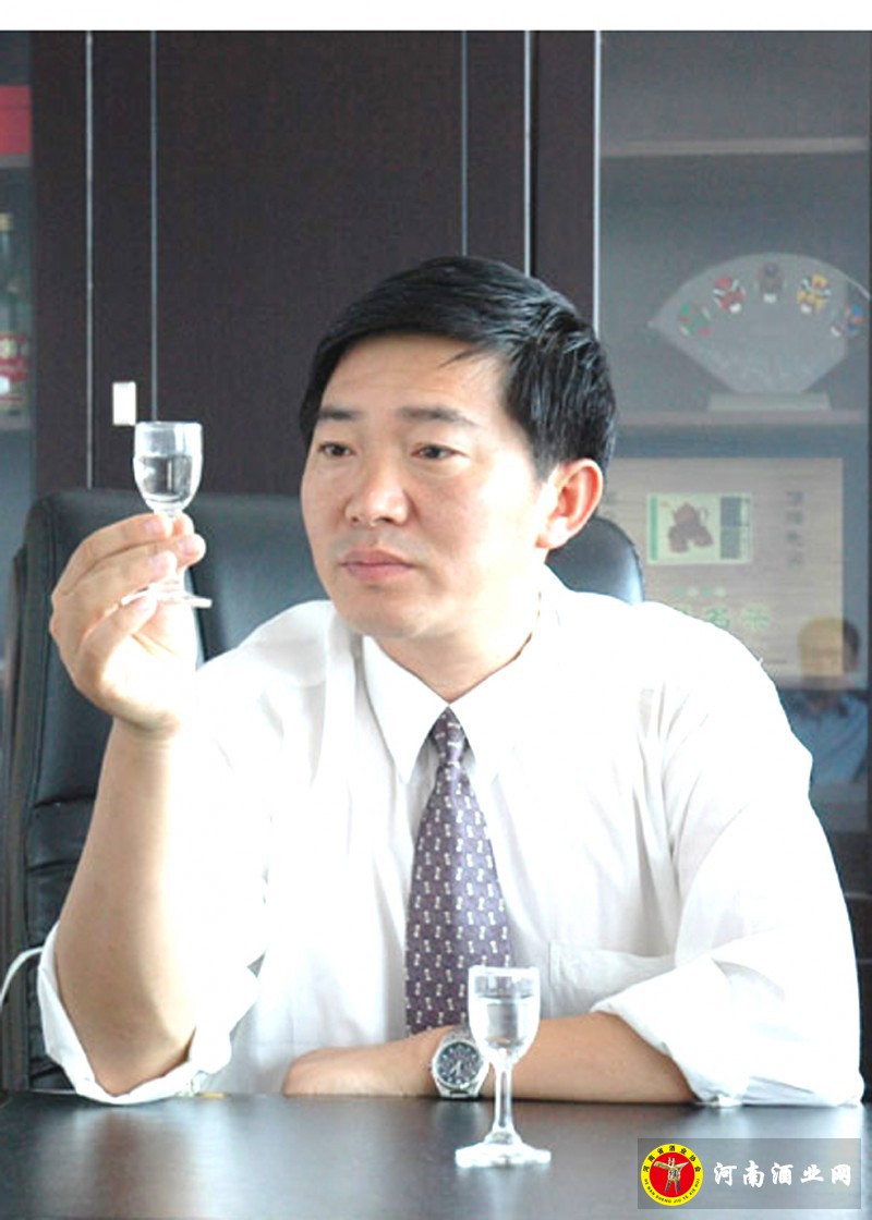 孙西玉在品酒 014-