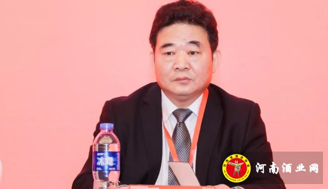 李玉中