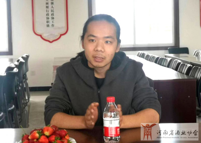 副董事长王明达